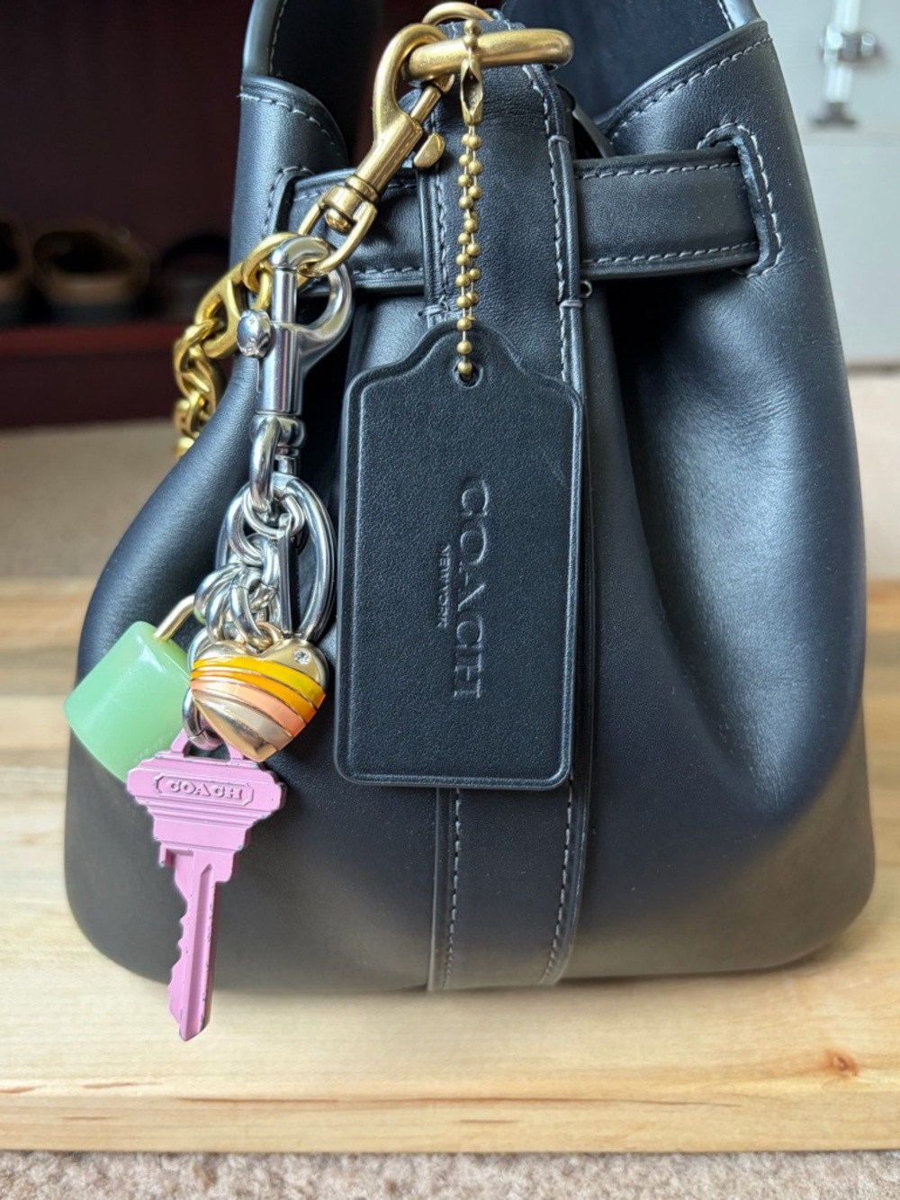 Coach Empire Carryall 35 Black Glovetanned Leather Brass Hardware Coach Charm - Picture 3 of 14